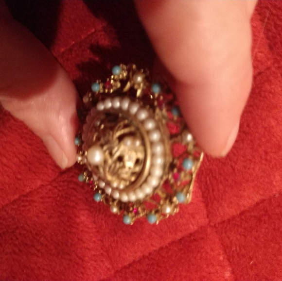 Vtg BSK Brooch Faux Pearl Turquoise Stones Round Shape Estate Find - Picture 4 of 13